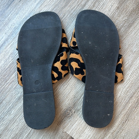 Qupid Leopard Sandals - Picture 2 of 3